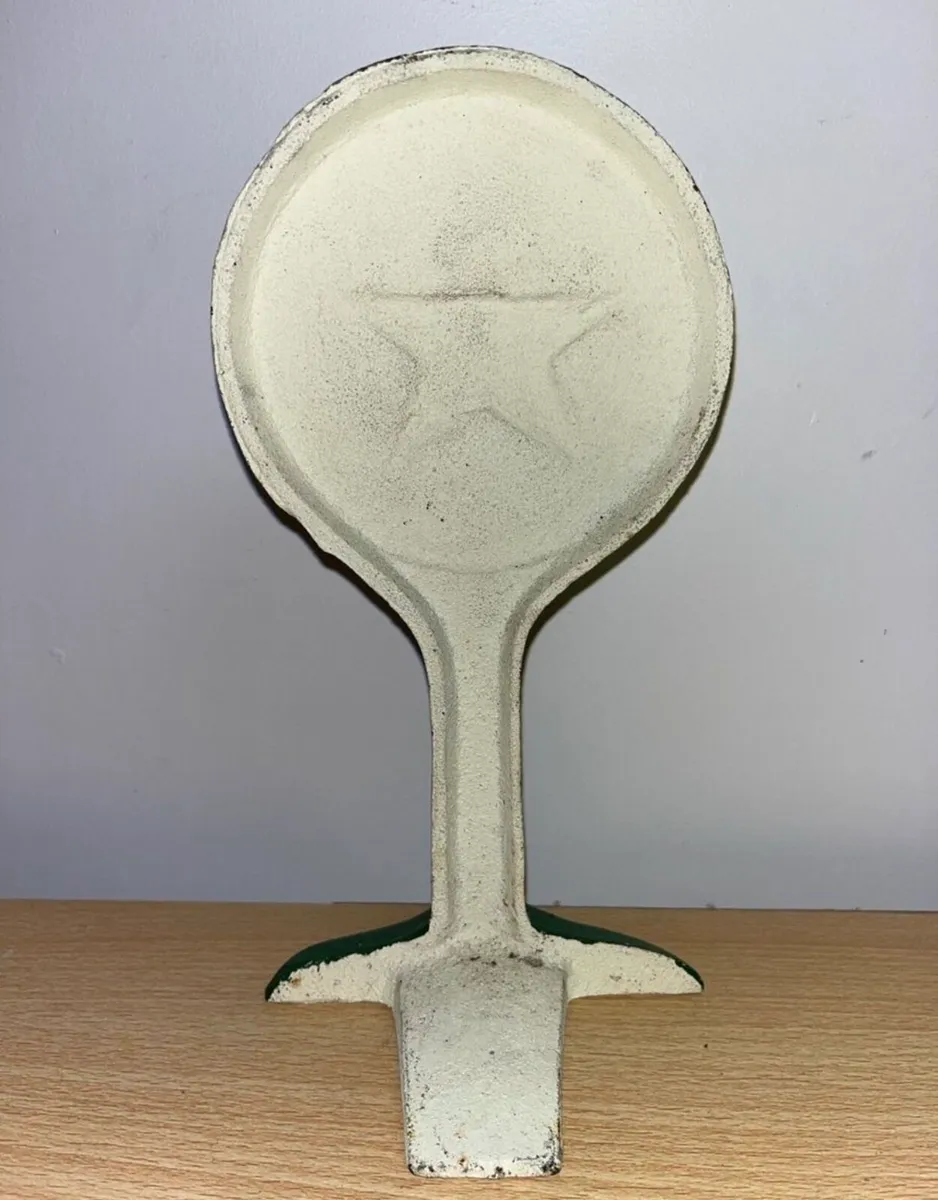 Vintage Texaco door stop - Image 2