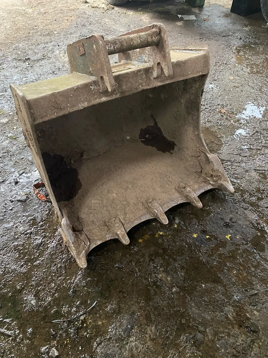 Bucket 50mm pins - Image 1