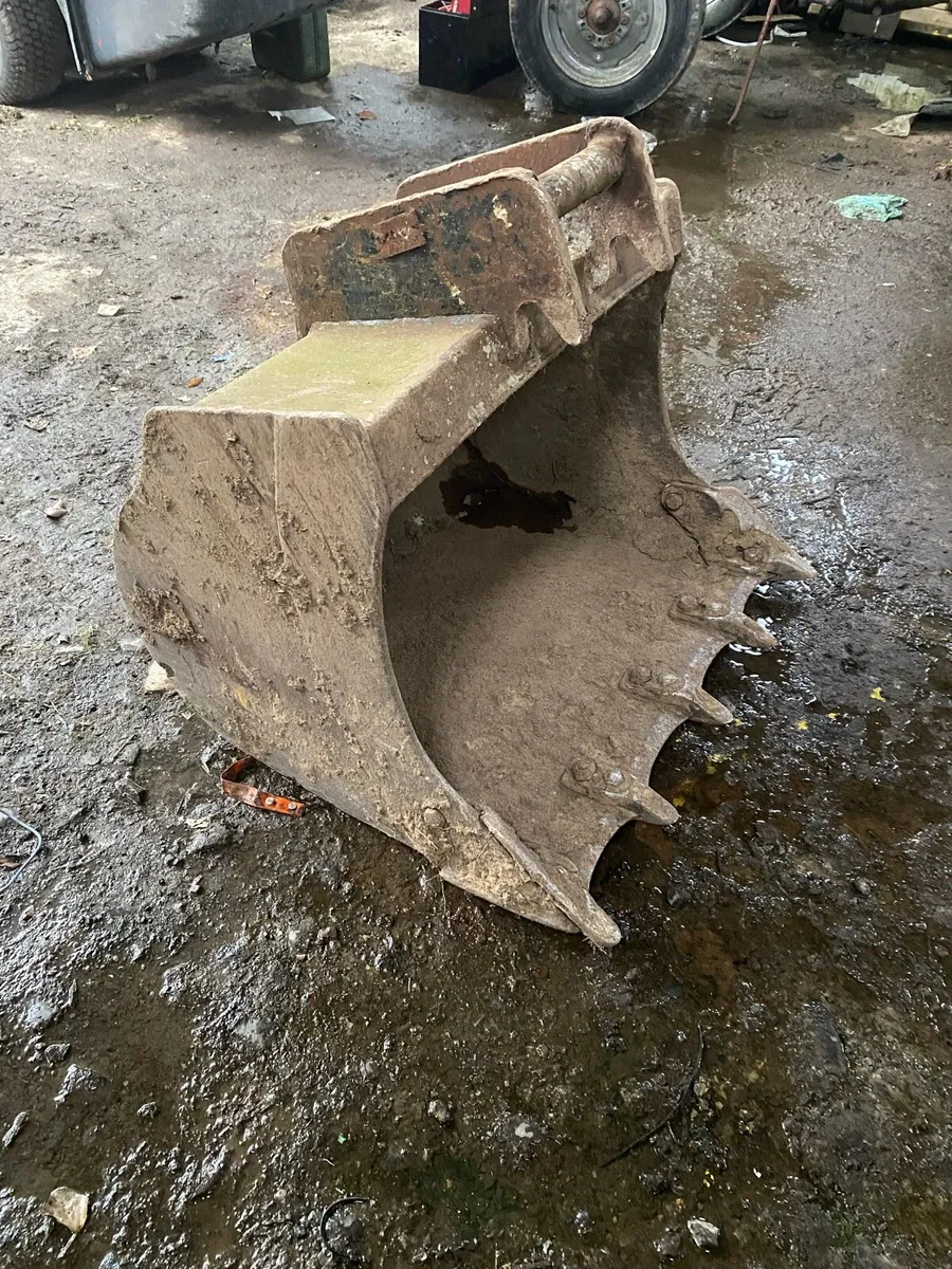 Bucket 50mm pins - Image 2