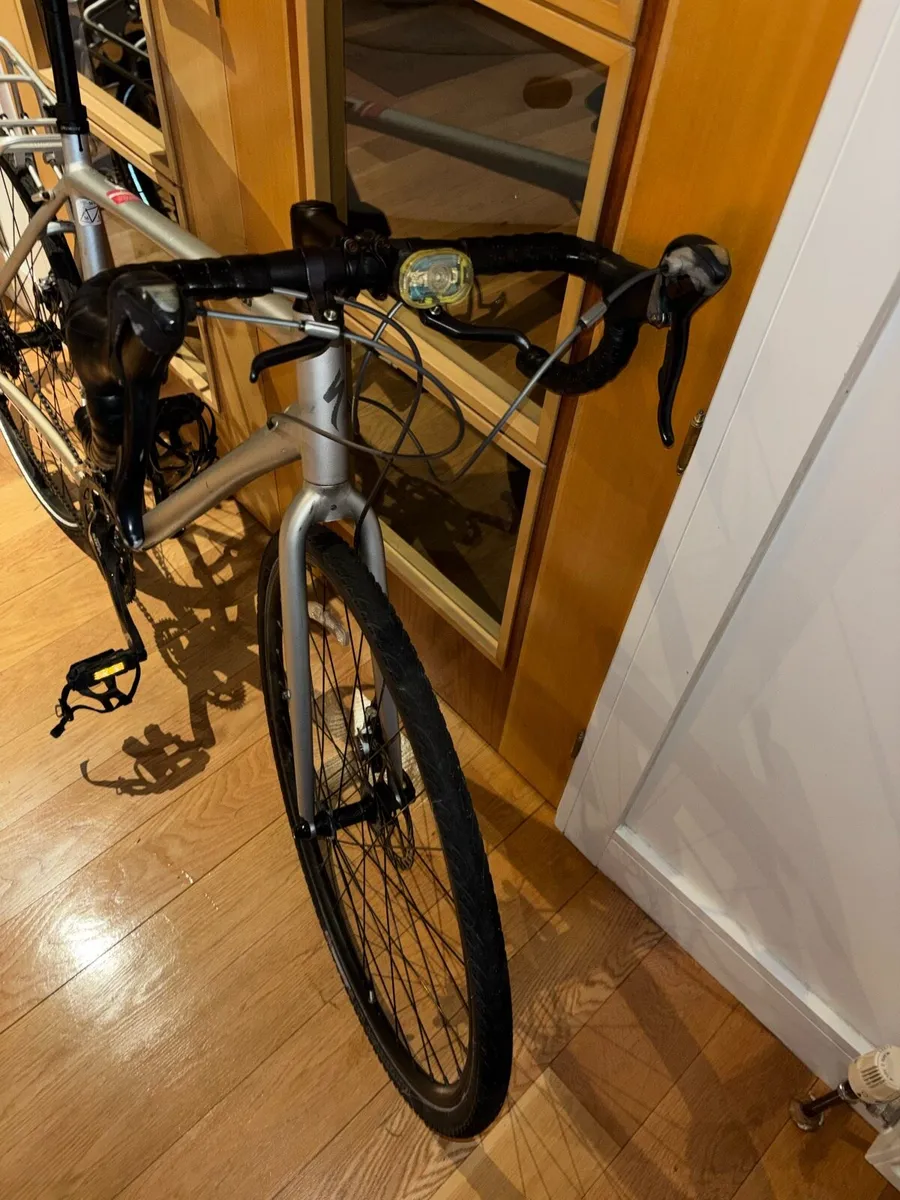 Specialized Hybrid Bike - Image 3