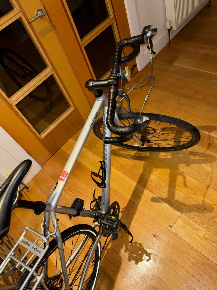 Specialized Hybrid Bike - Image 4