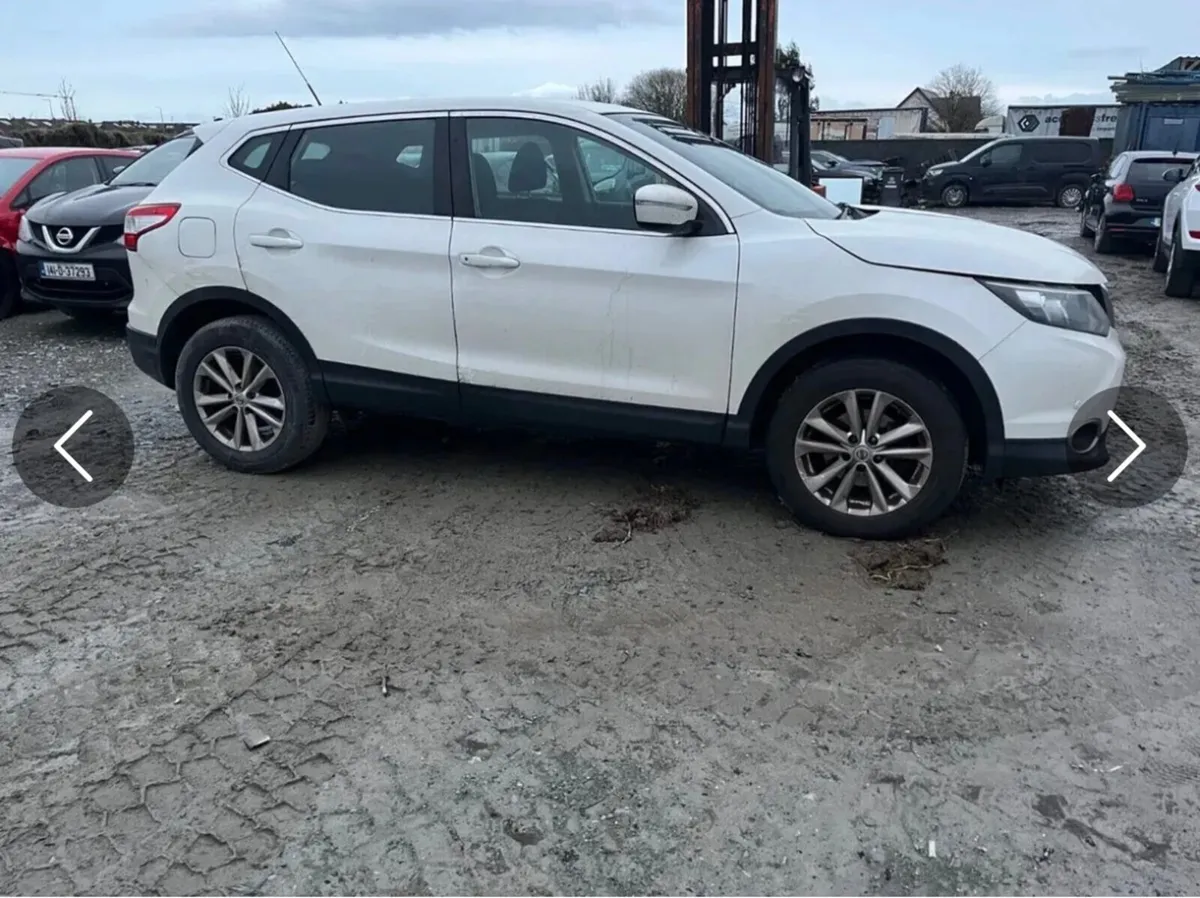 142 Nissan Qashqai 1.5 Diesel drive away - Image 3