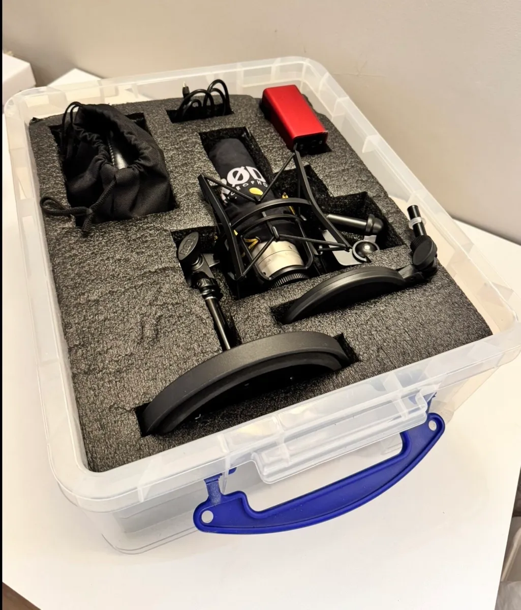 Podcasting / voiceover / audiobook starter kit - Image 1