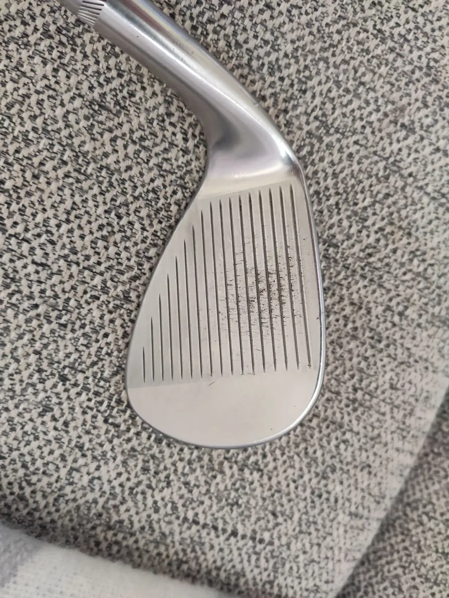 Titliest SM8 54° vokey wedge - Image 2