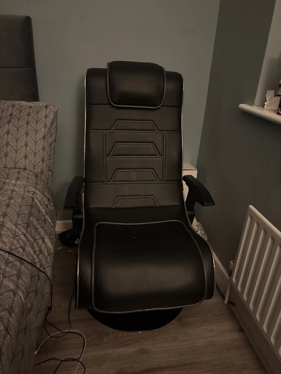XRocker LED Gaming Chair - Image 2