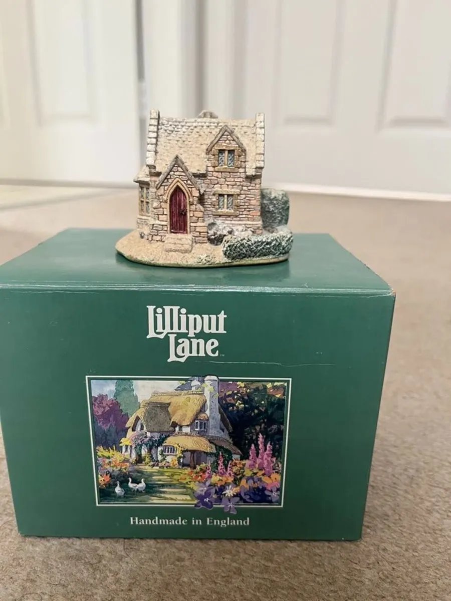Lilliput lane ornaments - Image 2