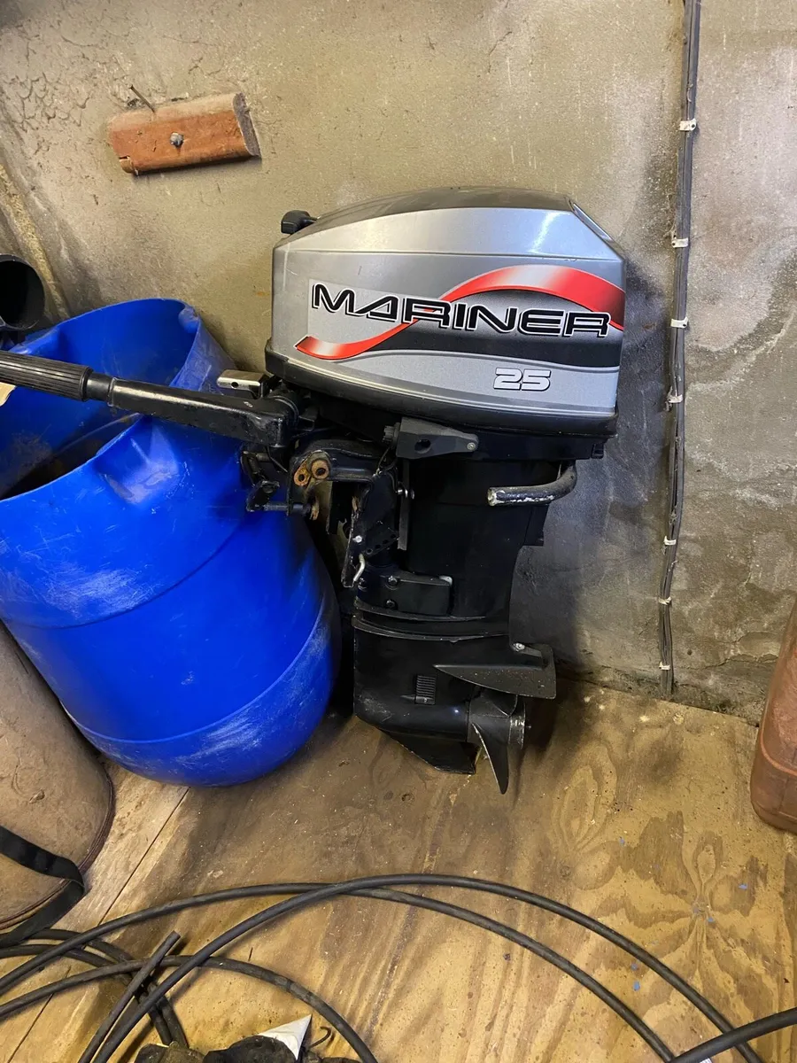 Mariner 25hp 2 stroke - Image 1