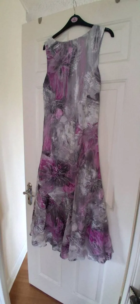 Ladies Dress,Bolero and Bag - Image 3