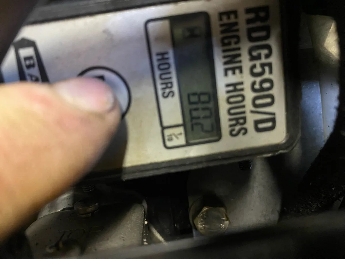 Mariner 25hp 2 stroke - Image 3