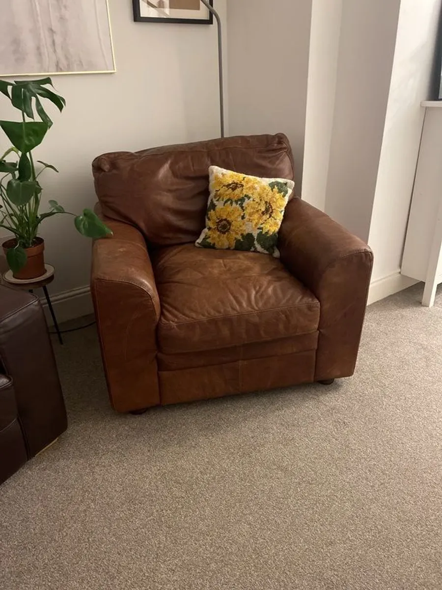 brown leather armchair - Image 1