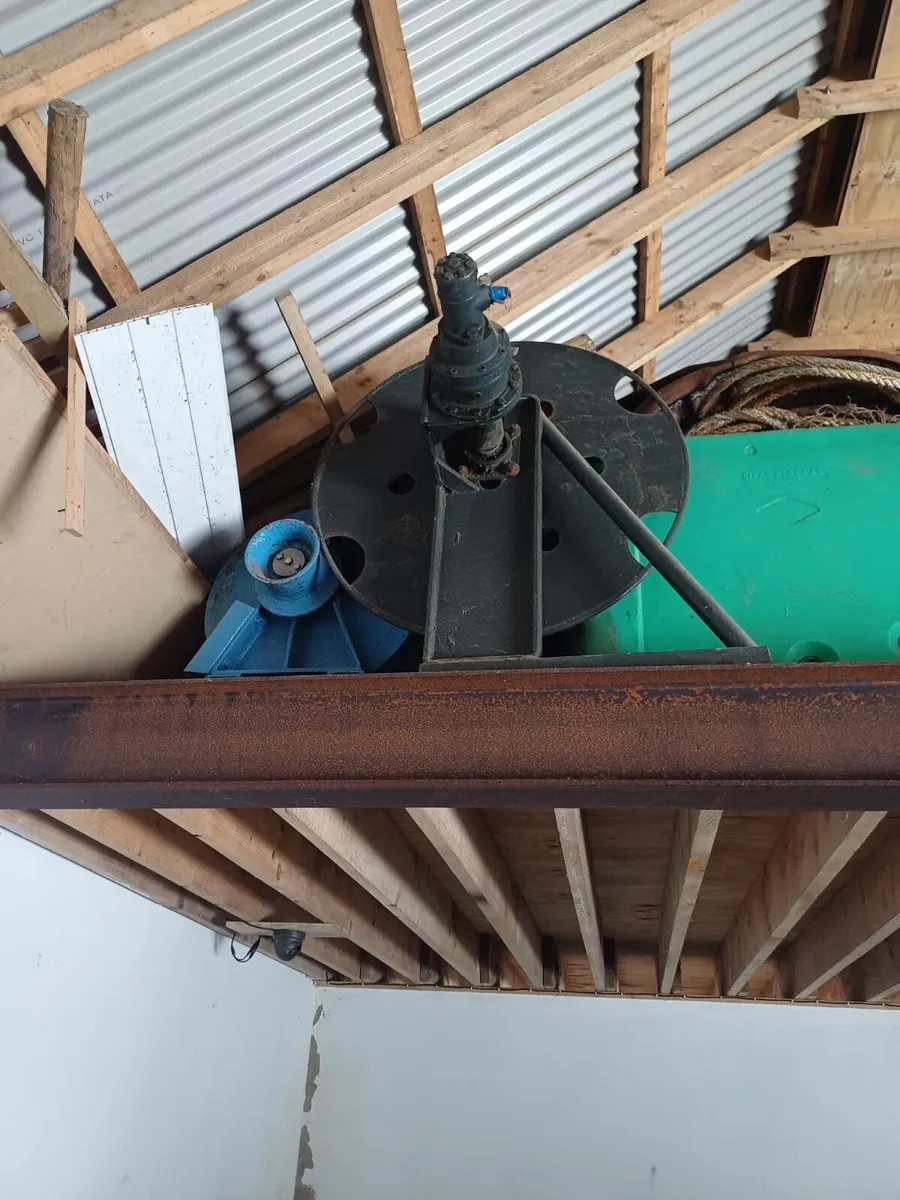 Winch and netdrum - Image 1