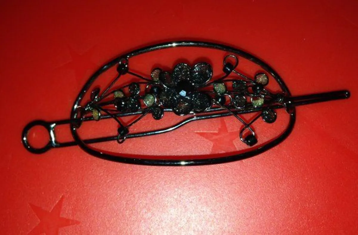 Hair Accessories - Image 2