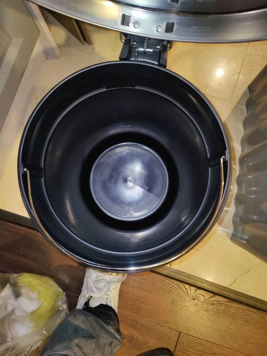 Kitchen bin - Image 2