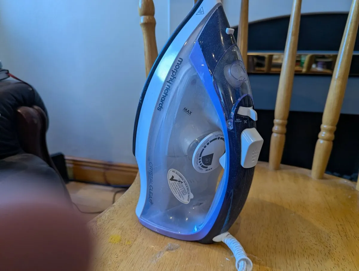 Morphy Richards - iron