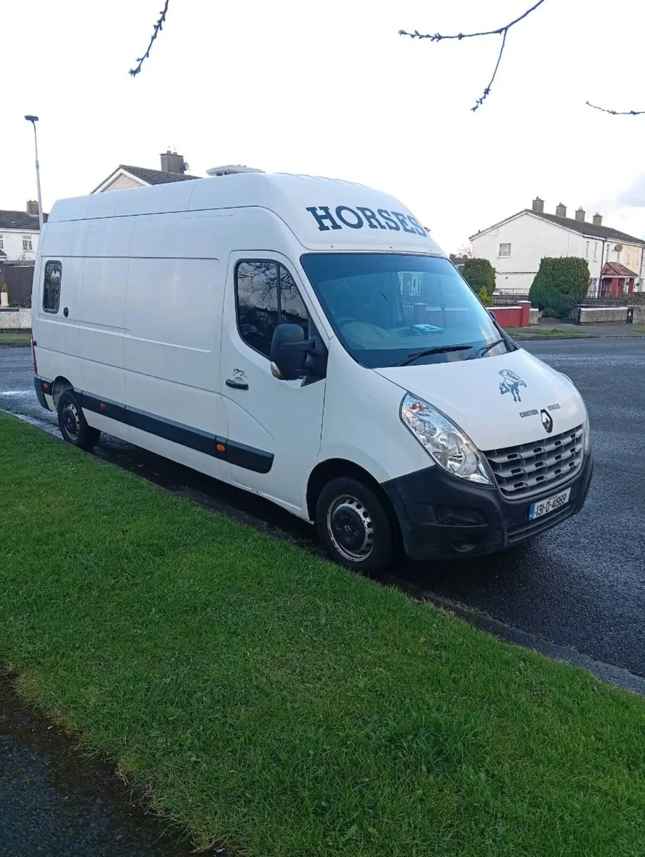 Horsebox van for sale - Image 2