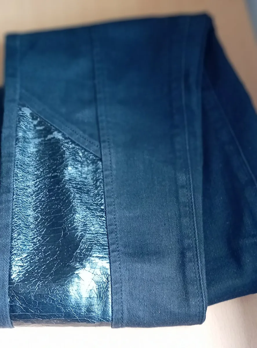 Ladies Jeans - Image 4