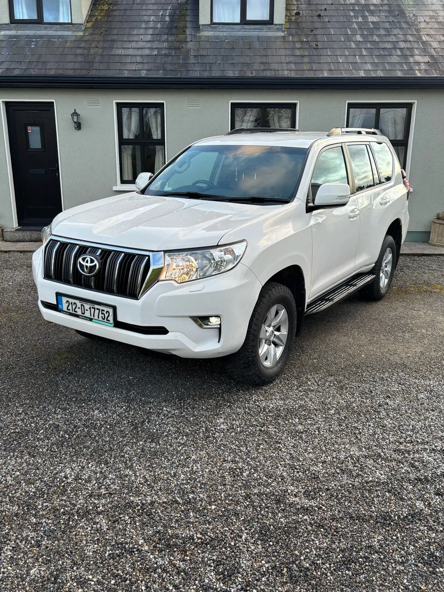 2021 Toyota Landcruiser LWB - Image 2