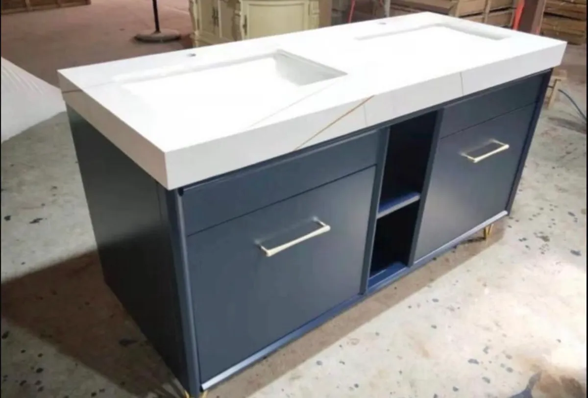 LED Cabinet - Image 3