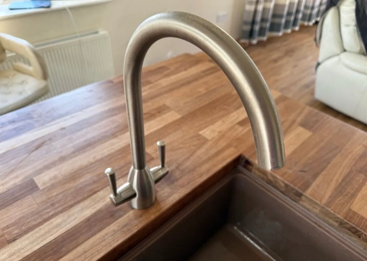 Deva Kitchen Tap (almost new) - Image 4