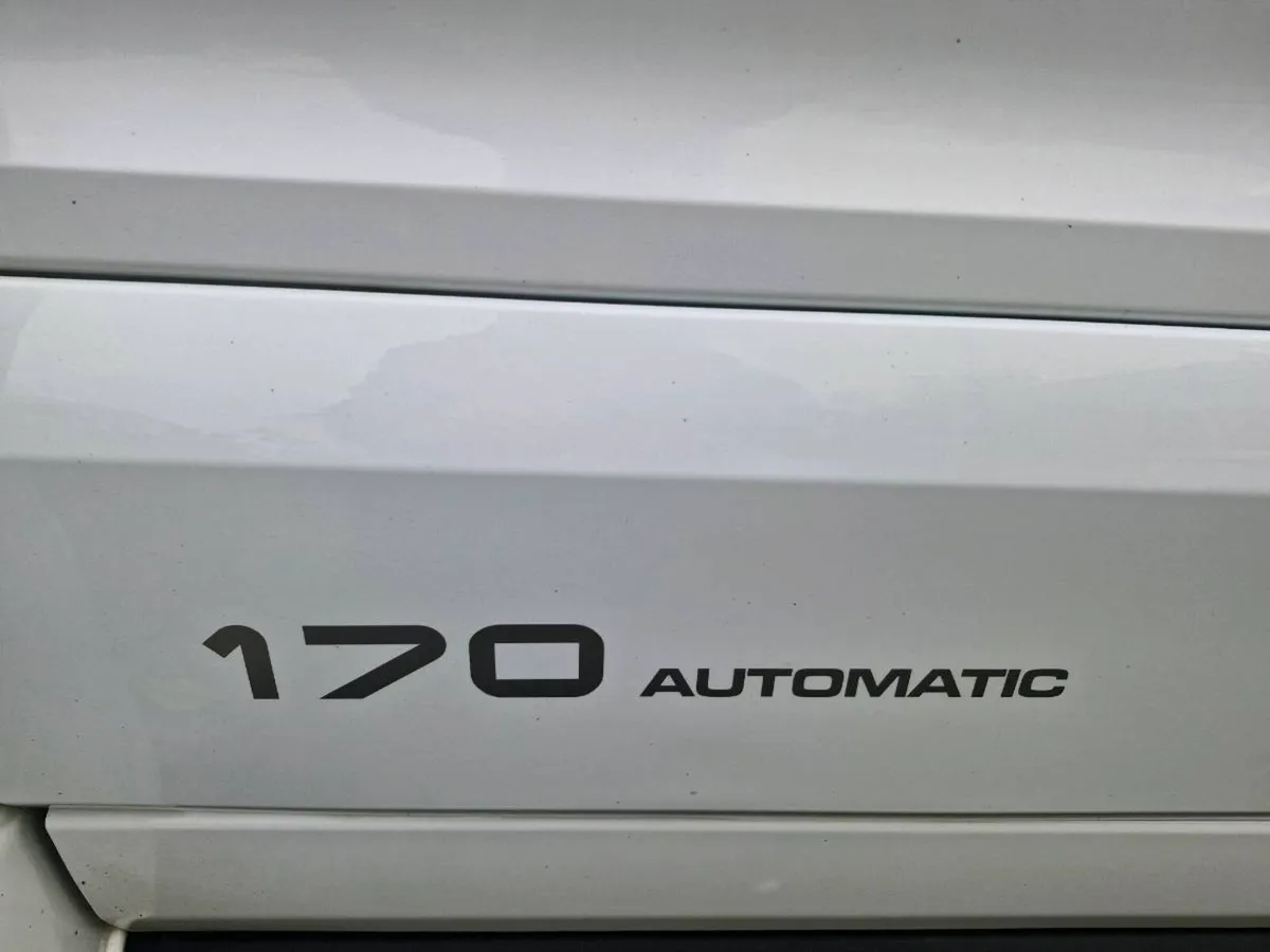 Camper van - Image 4