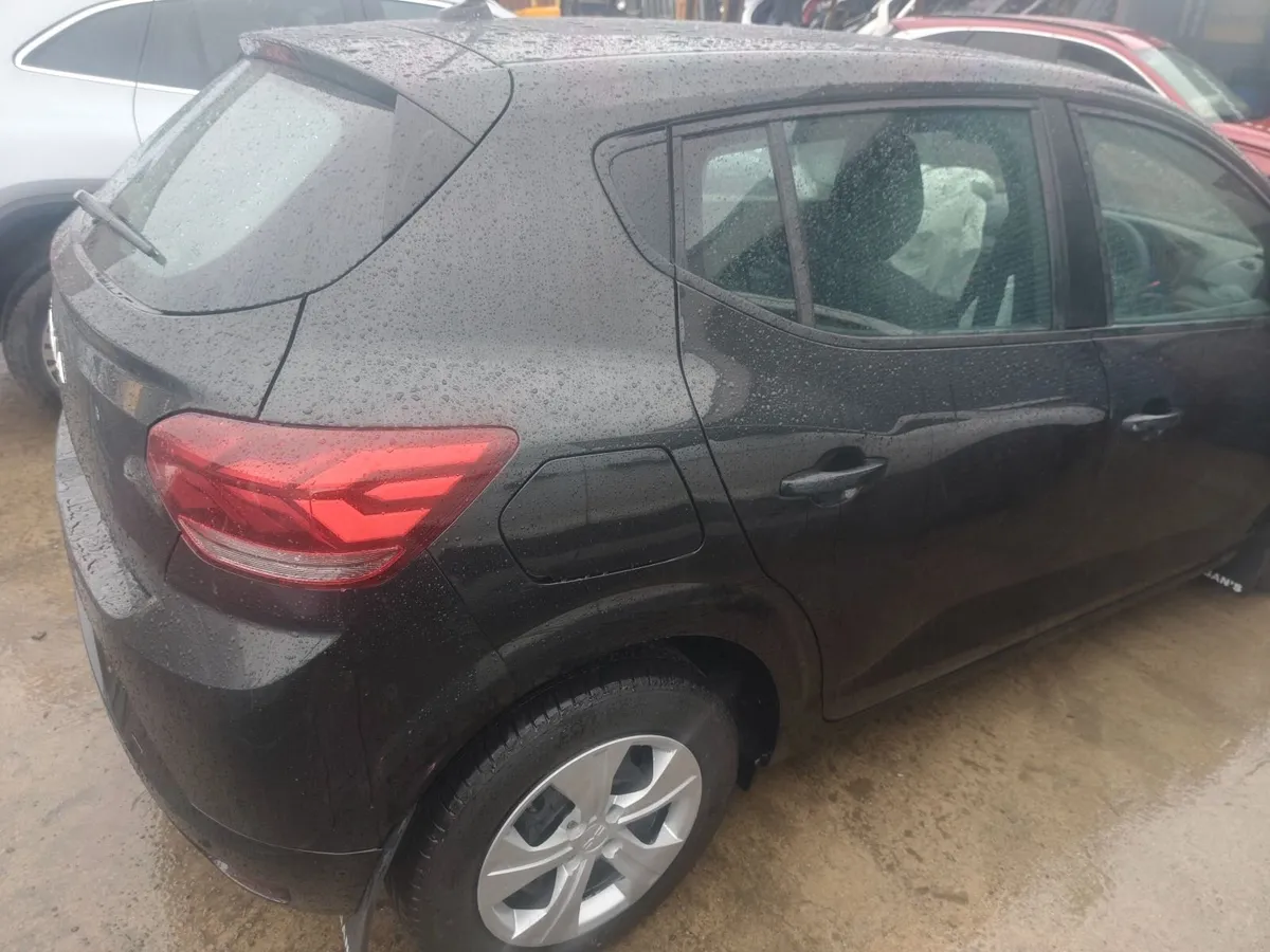 251 dacia sandero - Image 3