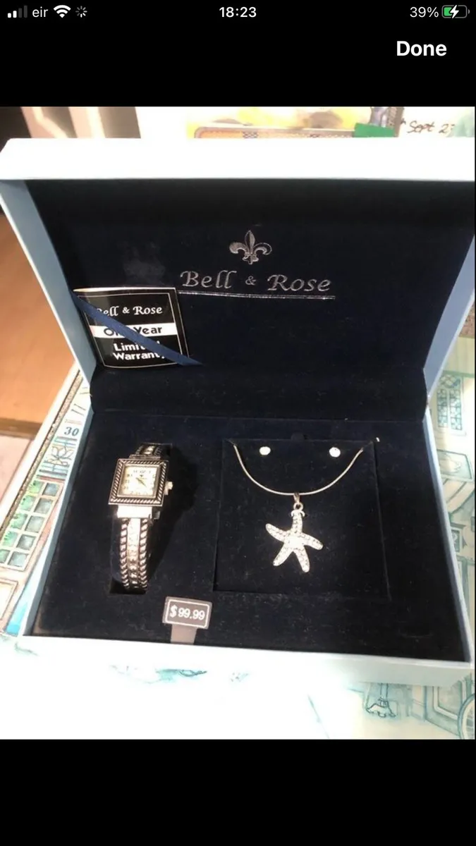 Ladies new jewellery set €30 - Image 1