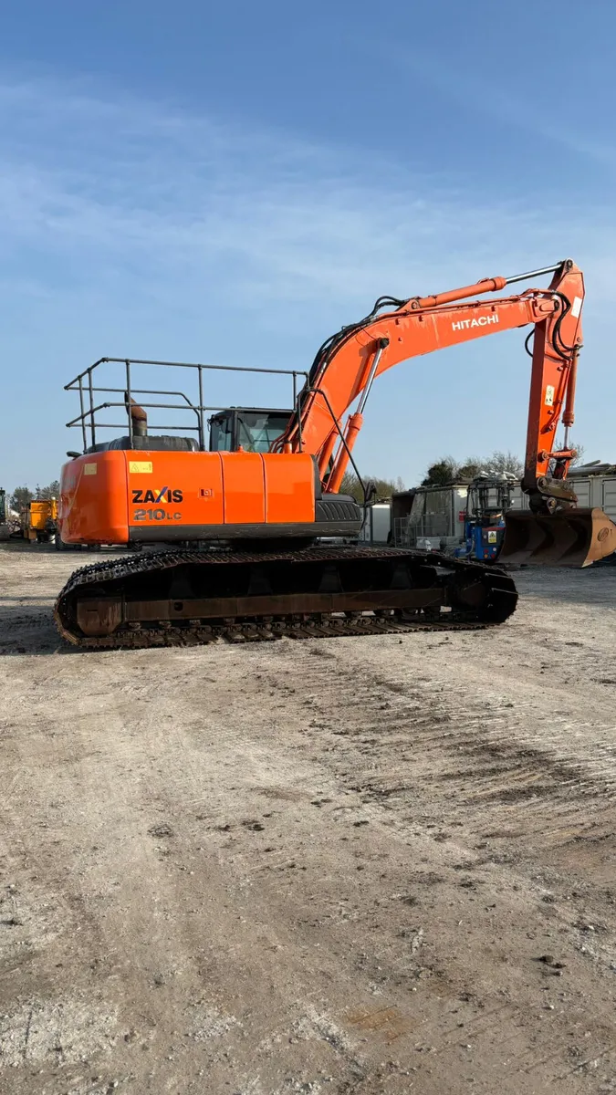 2014  Hitachi Bogmaster - Image 4