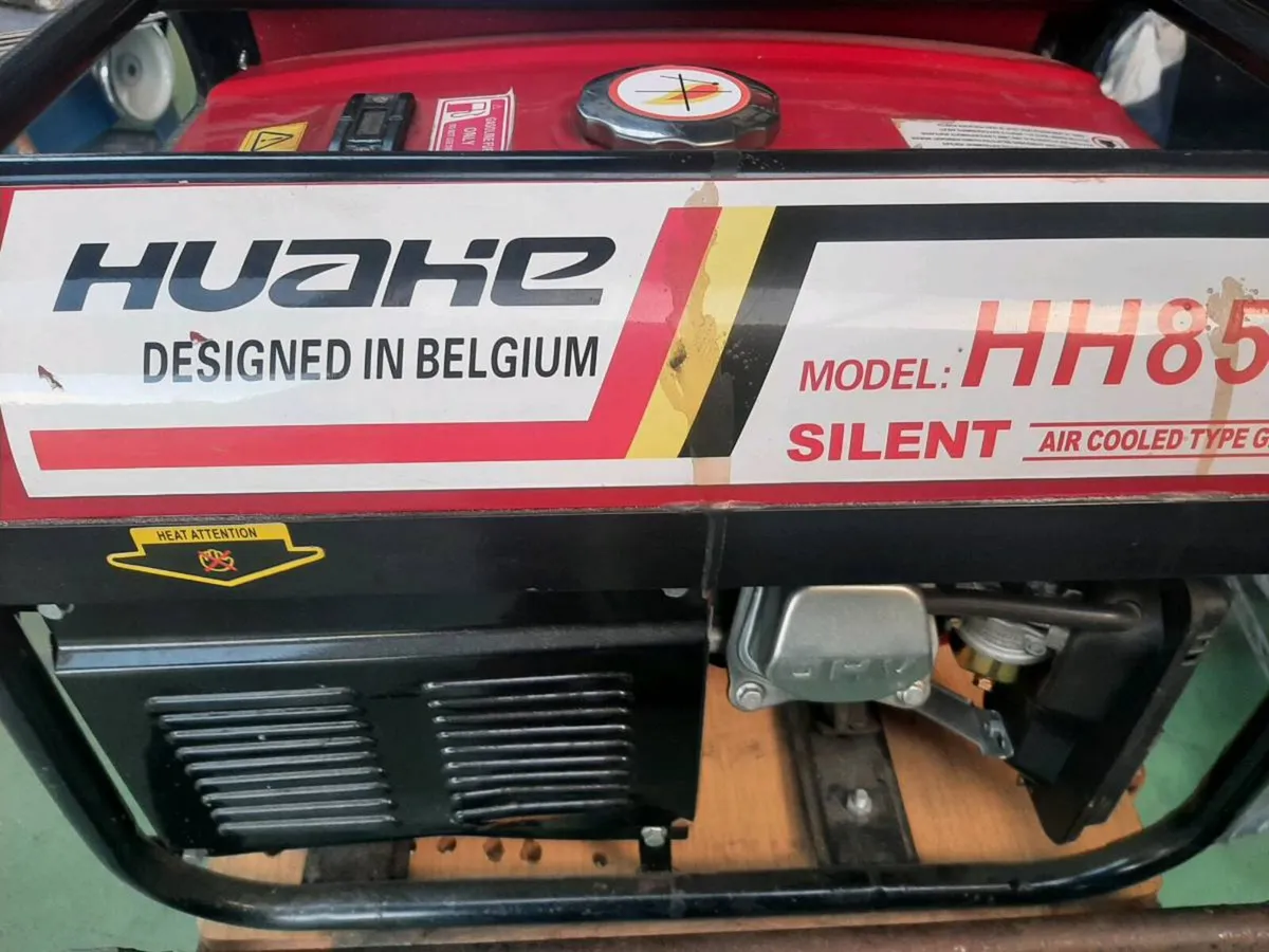 Petrol generator - Image 1