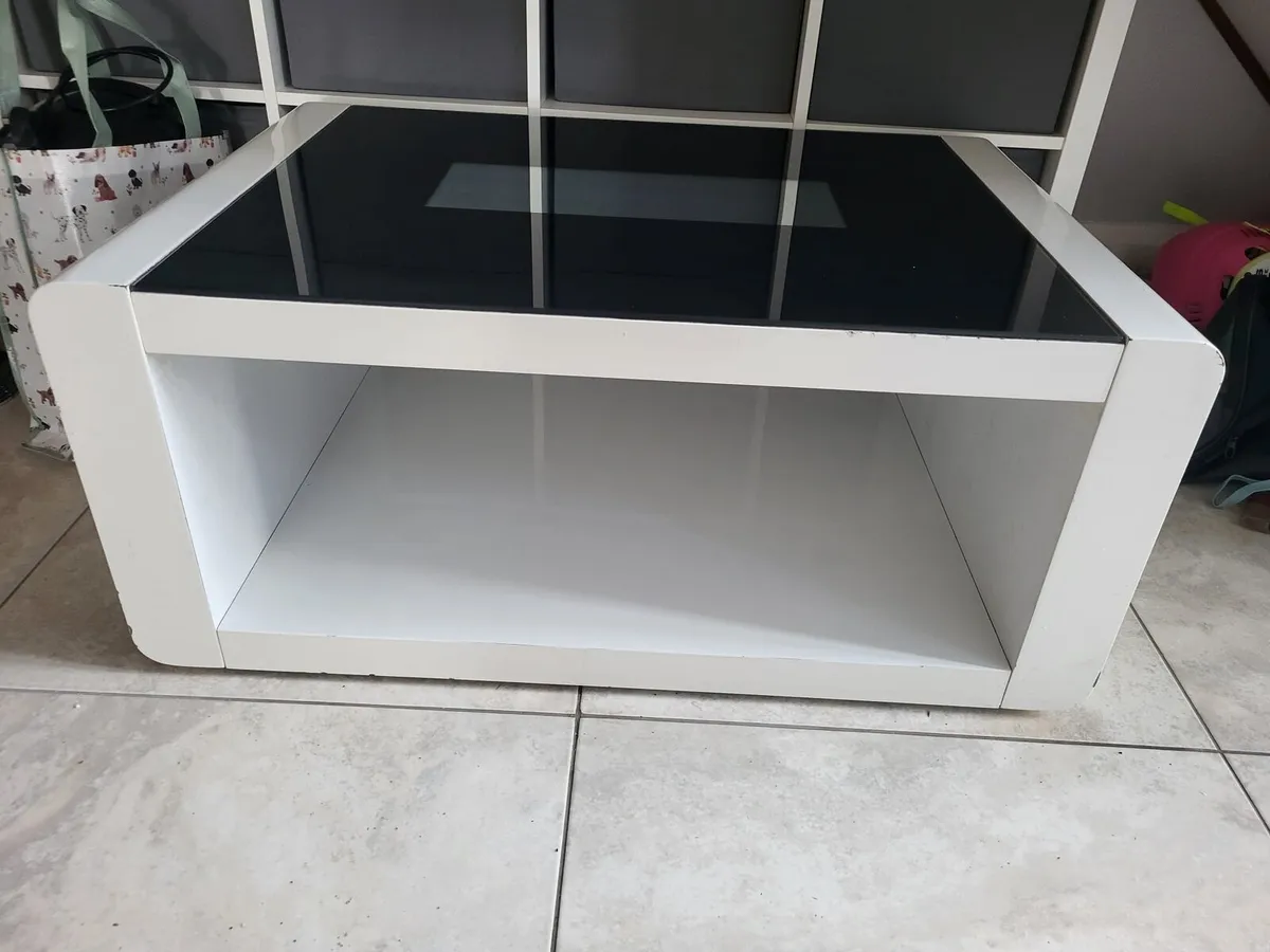 Coffe table - Image 2