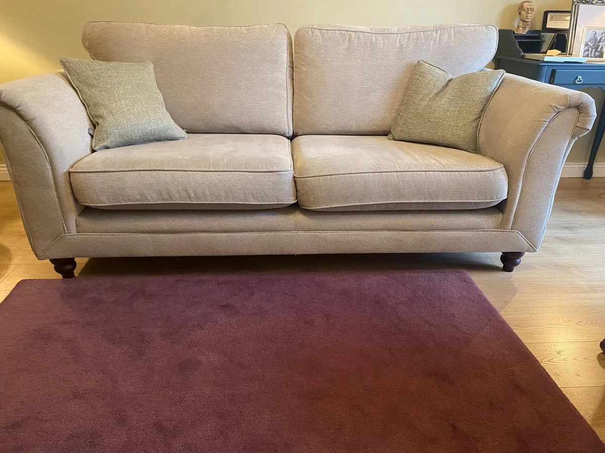 2 Seater Sofa/Couch