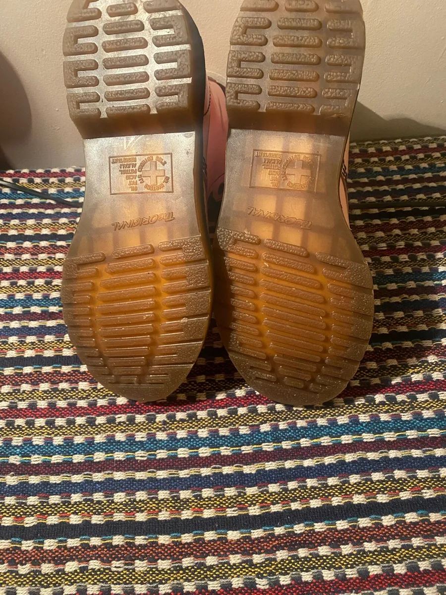 Dr martens pink boots - Image 3