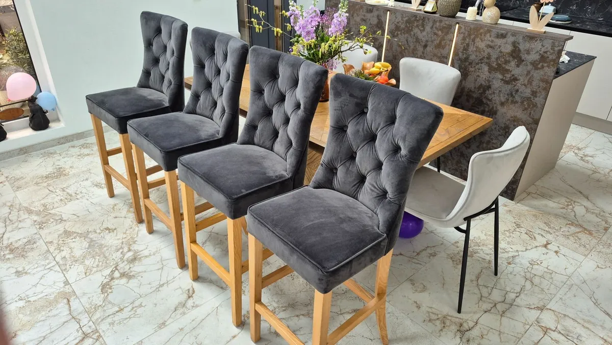 New Tall solid bar Chairs - Image 1
