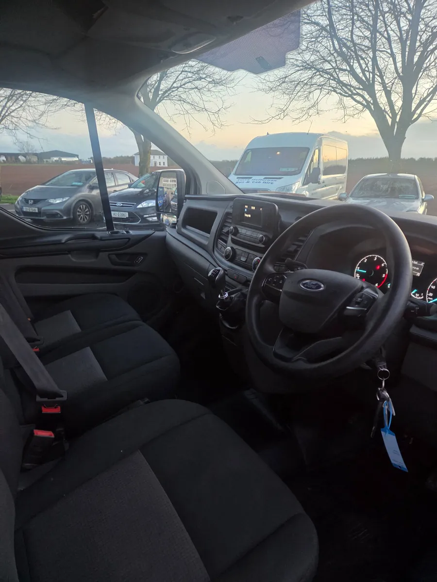 Ford Transit Custom 2022 - Image 4