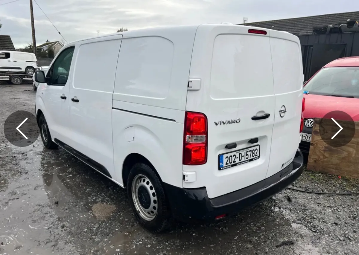 2020 Opel Vivaro 1.5 diesel engine noisy - Image 4