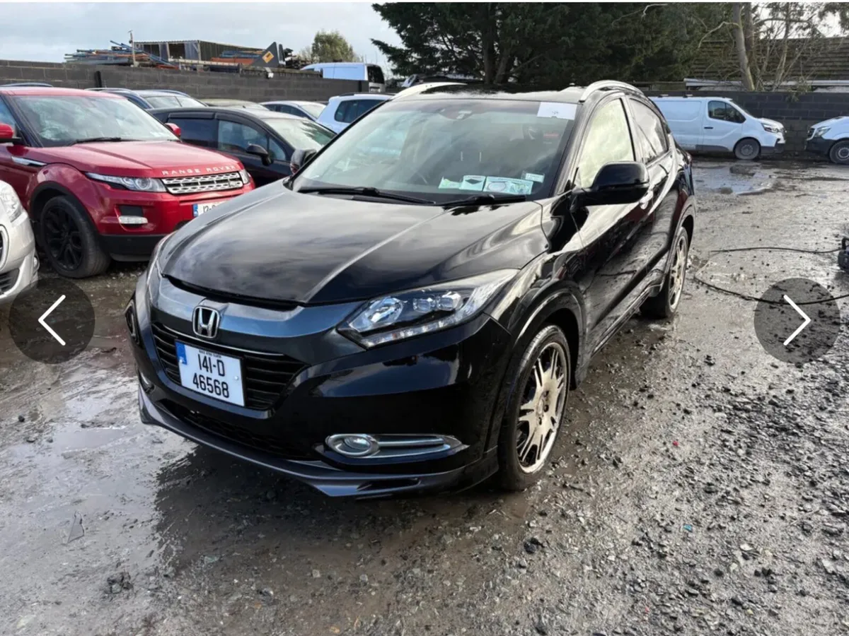 141 Honda Vezel 1.5 Hybrid no damage drive away - Image 1