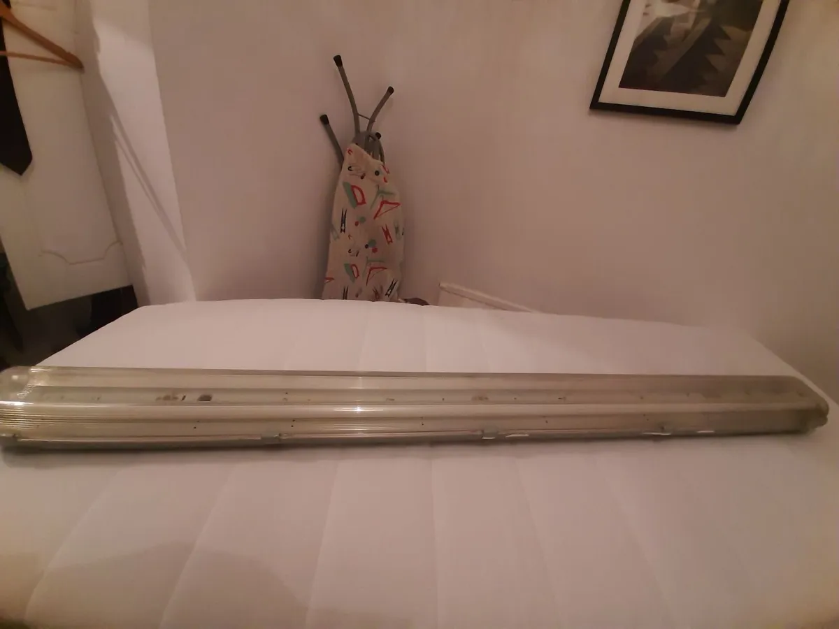 Ceiling light  suit  kitchen / garage - Image 3