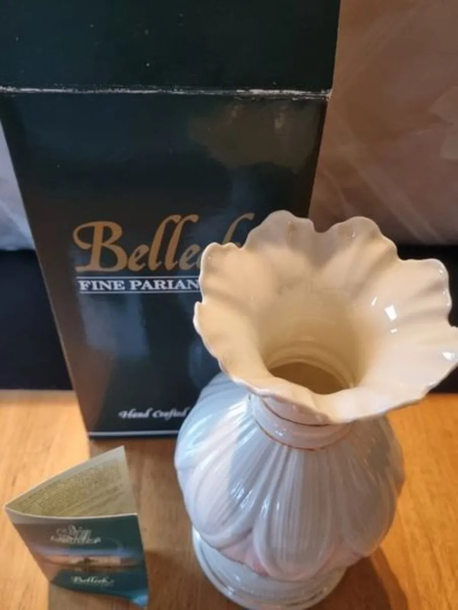 Belleek vase - Image 2