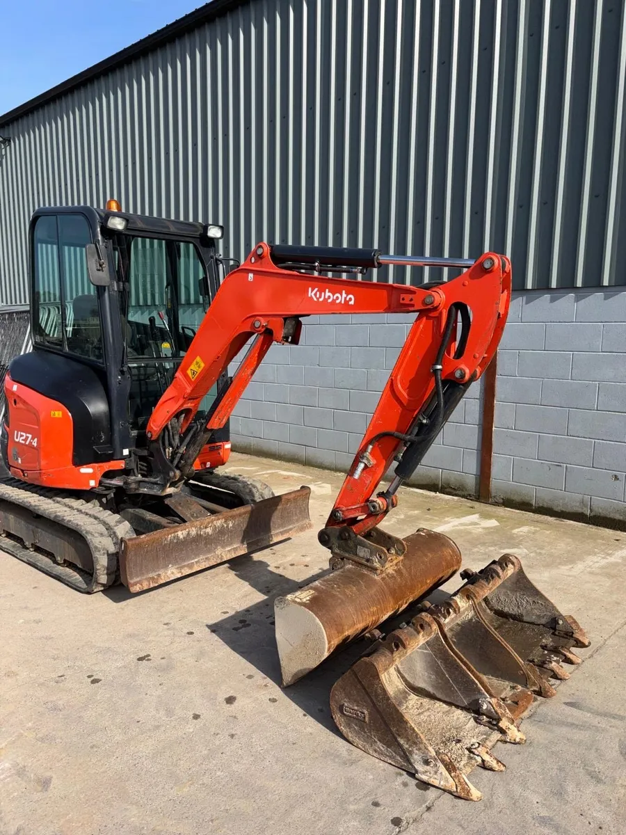 Kubota U27-4 digger - Image 1