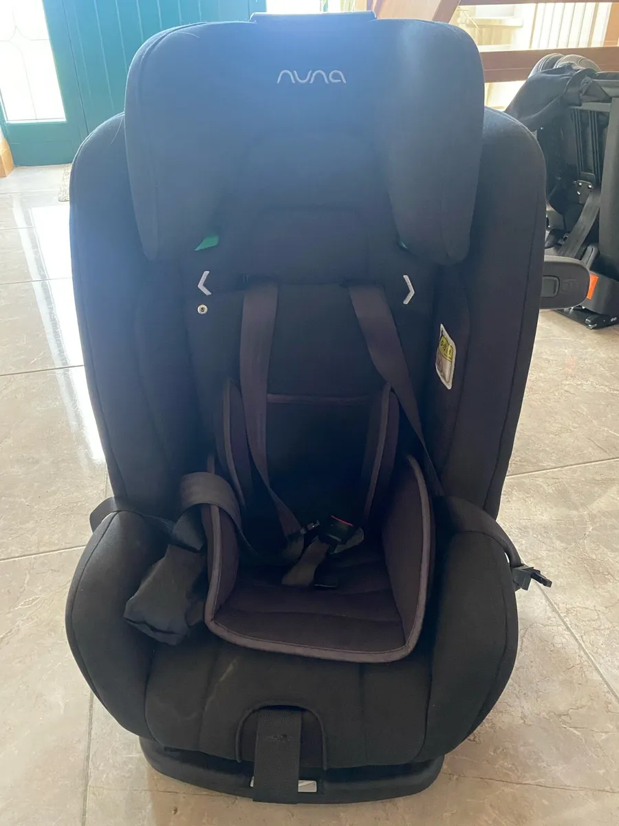 Nuna Car seat - Image 1