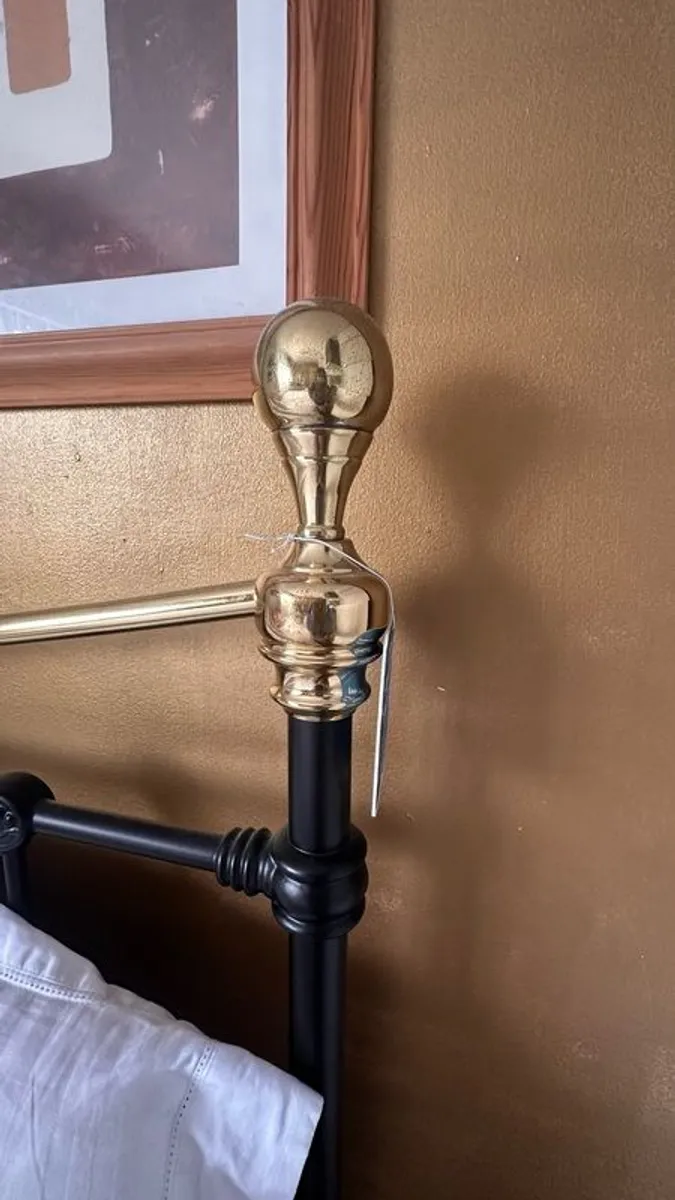 King Size Gold&Black Frame - Image 3