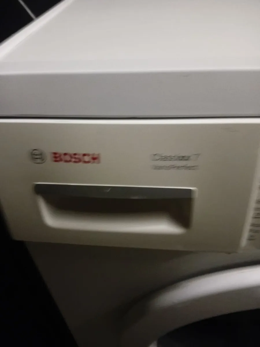 Washing machine - Image 1