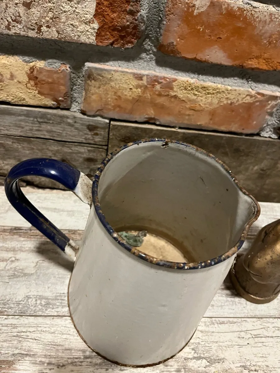 Vintage Enamelled jug - Image 2