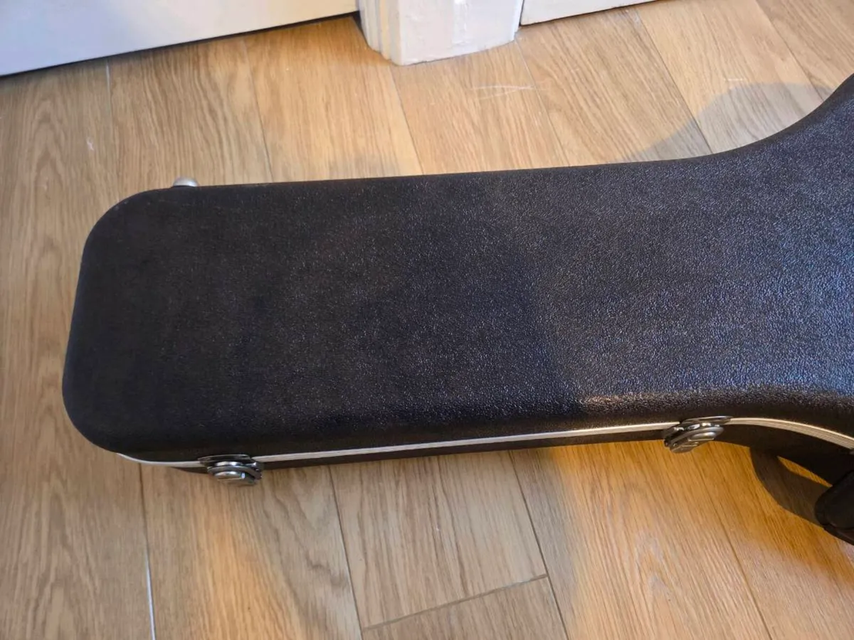 Takamine Hard Case - Image 3
