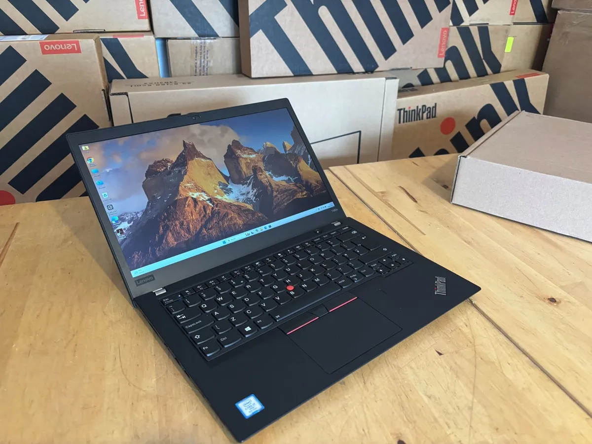 Lenovo Thinkpad Laptops-i5-16GB-Win 11 Professiona - Image 1