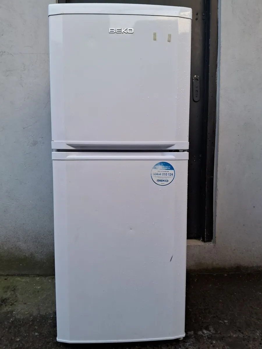 0874085106 FRIDGE AND FREEZER - Image 1