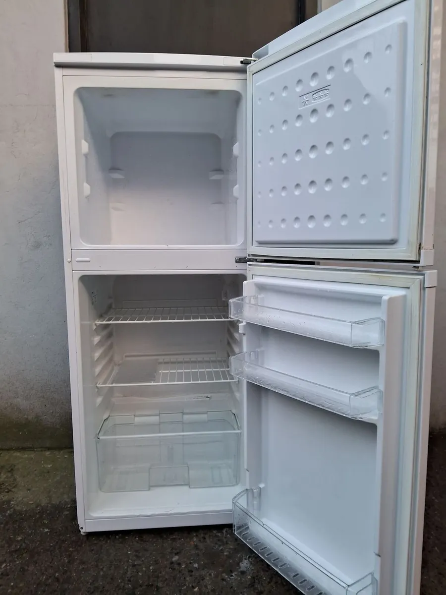 0874085106 FRIDGE AND FREEZER - Image 4