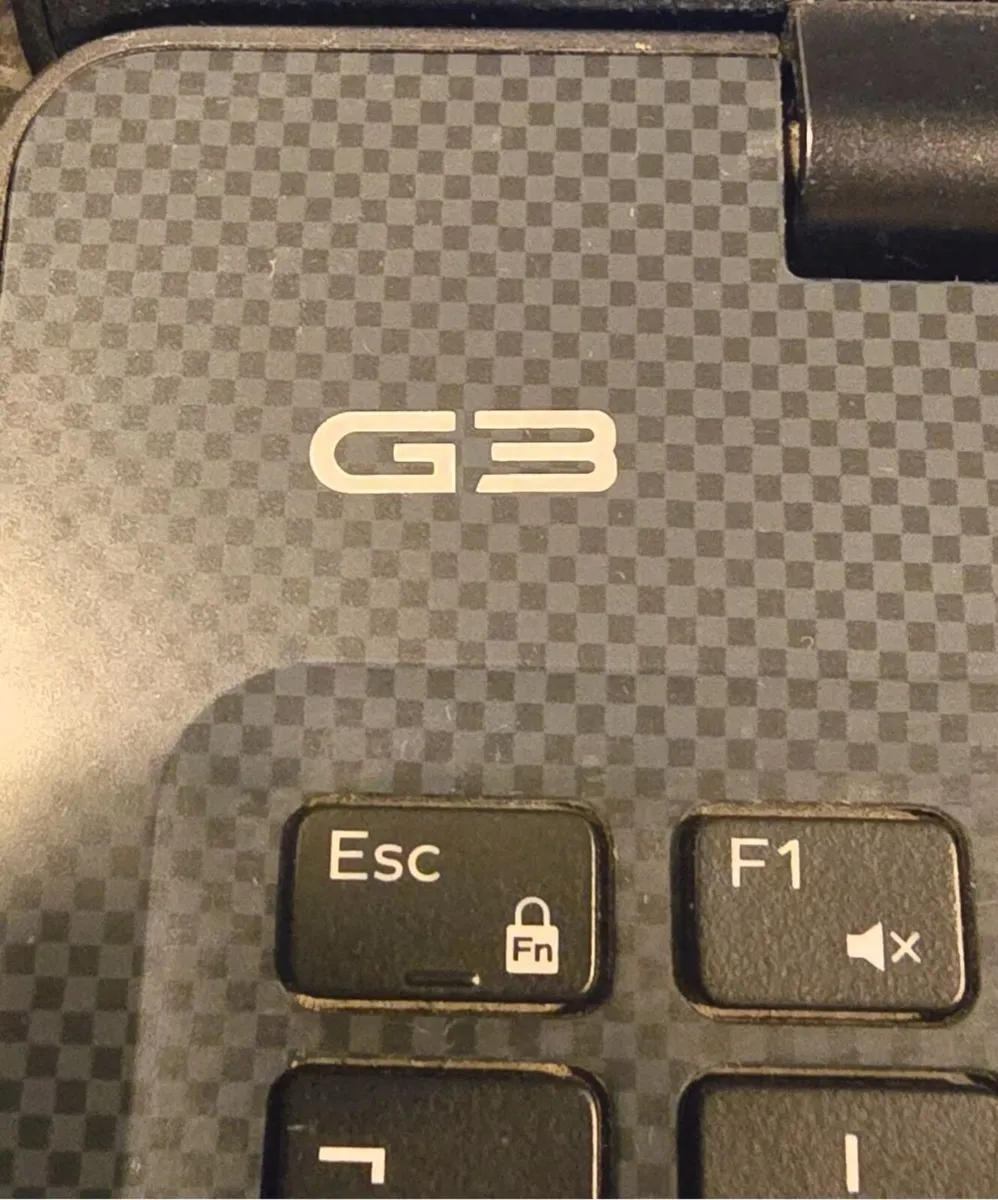 DELL G3 GAMING LAPTOP  i7 - Image 2