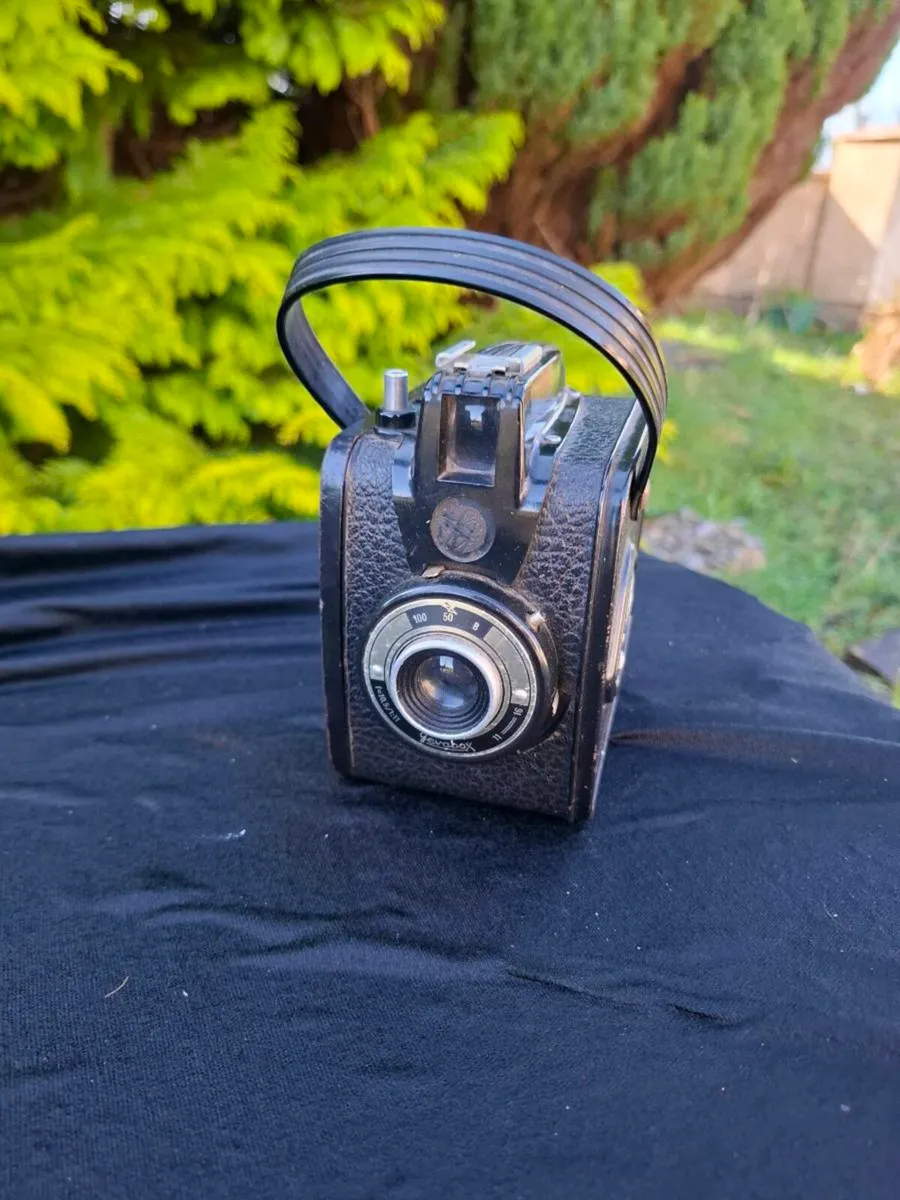 By post only vintage camera - Image 1