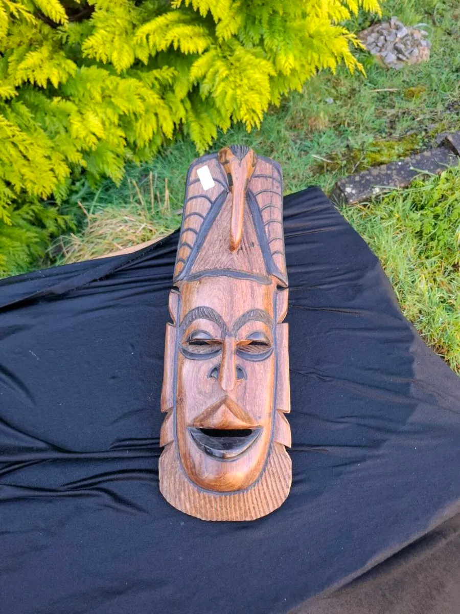 By post only 40cm african mask - Image 1