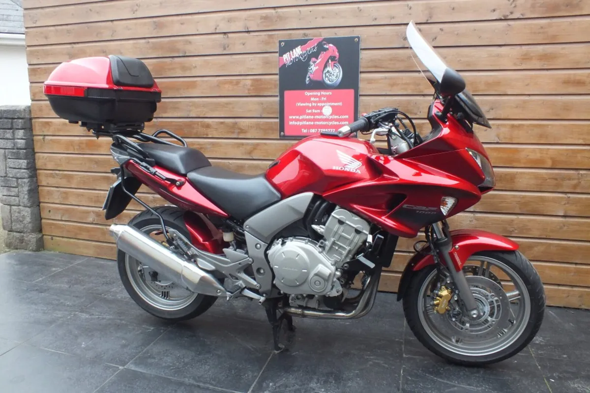 2011 Honda CBF1000F (Low Miles & Loaded) - Image 2